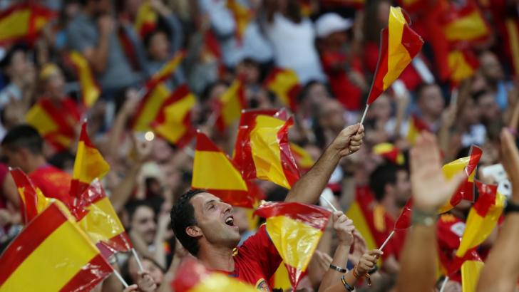 https://betting.betfair.com/football/images/Spain%20football%20fans%201280.jpg